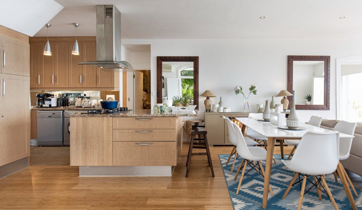 2 Bedroom Self-Catering House in Clifton, photo 7