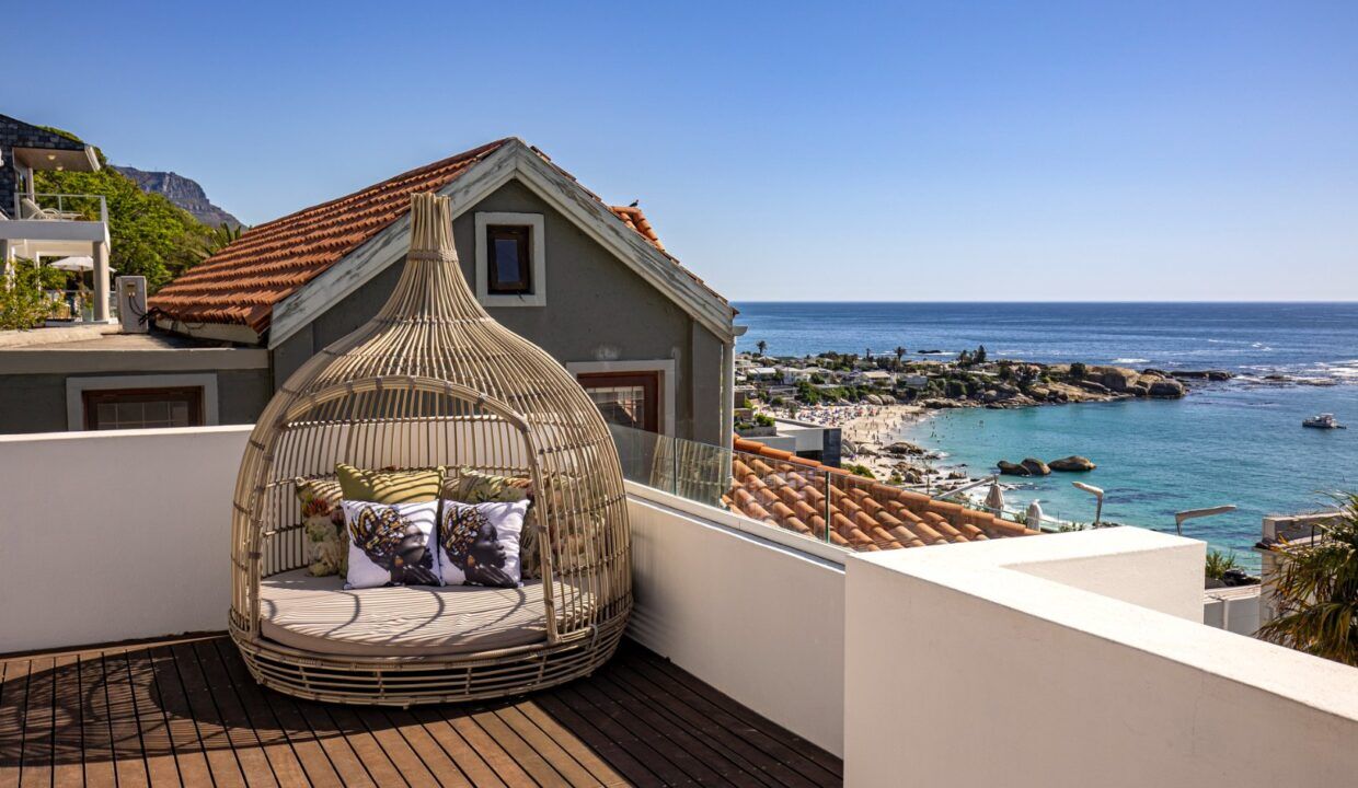 2 Bedroom Self-Catering Villa in Clifton, photo 10