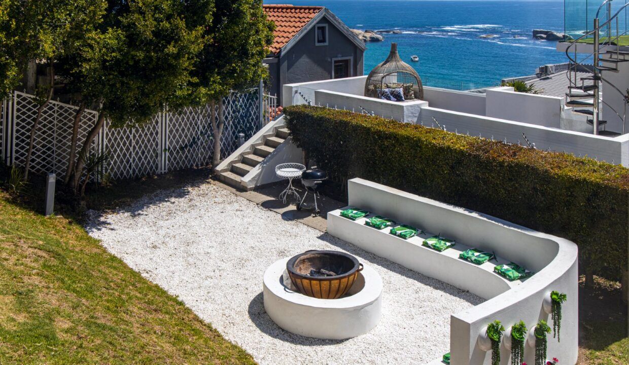 2 Bedroom Self-Catering Villa in Clifton, photo 11