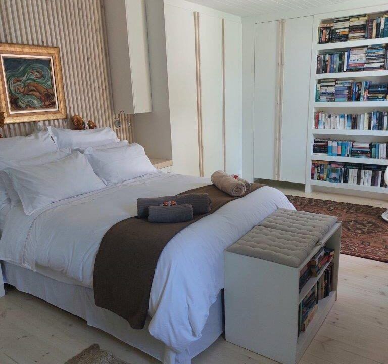 2 Bedroom Self-Catering House in Clifton, photo 2