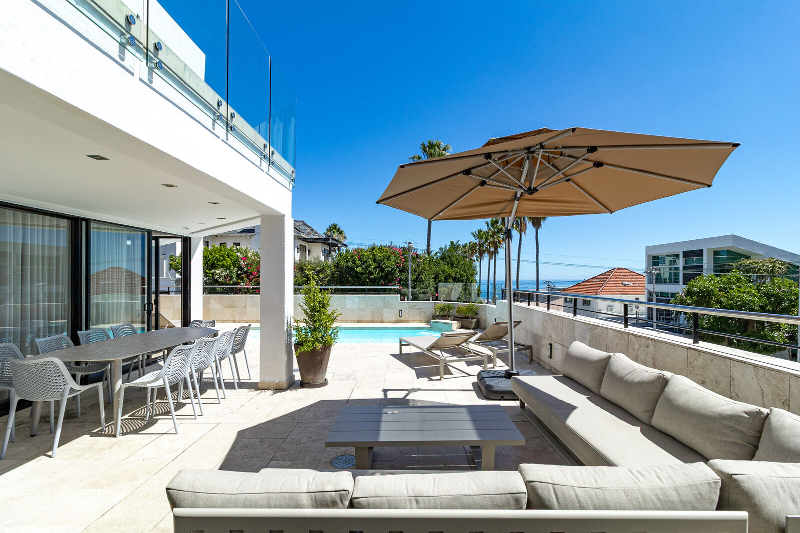 4 Bedroom Self-Catering House in Fresnaye, photo 4