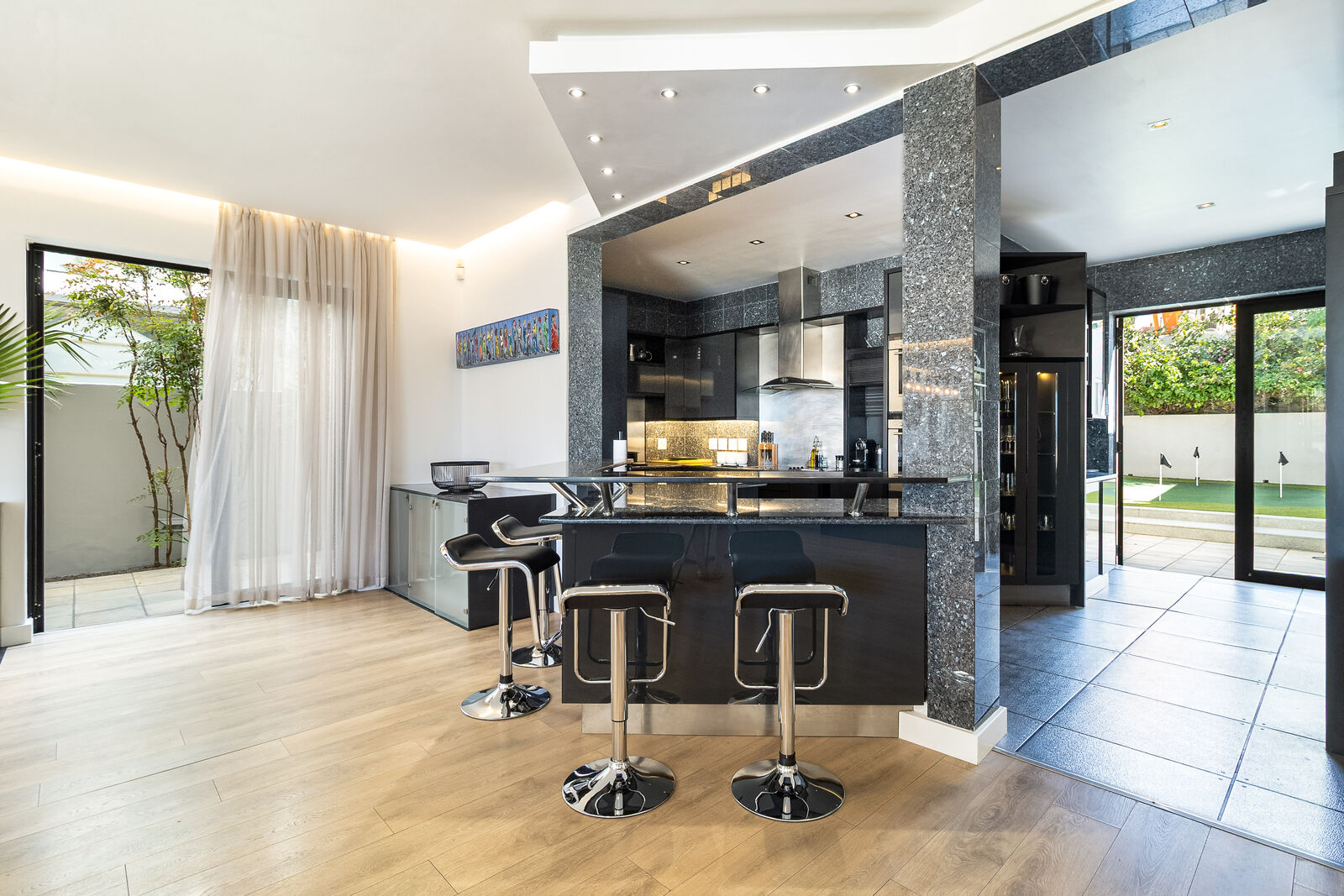 4 Bedroom Self-Catering House in Fresnaye, photo 11