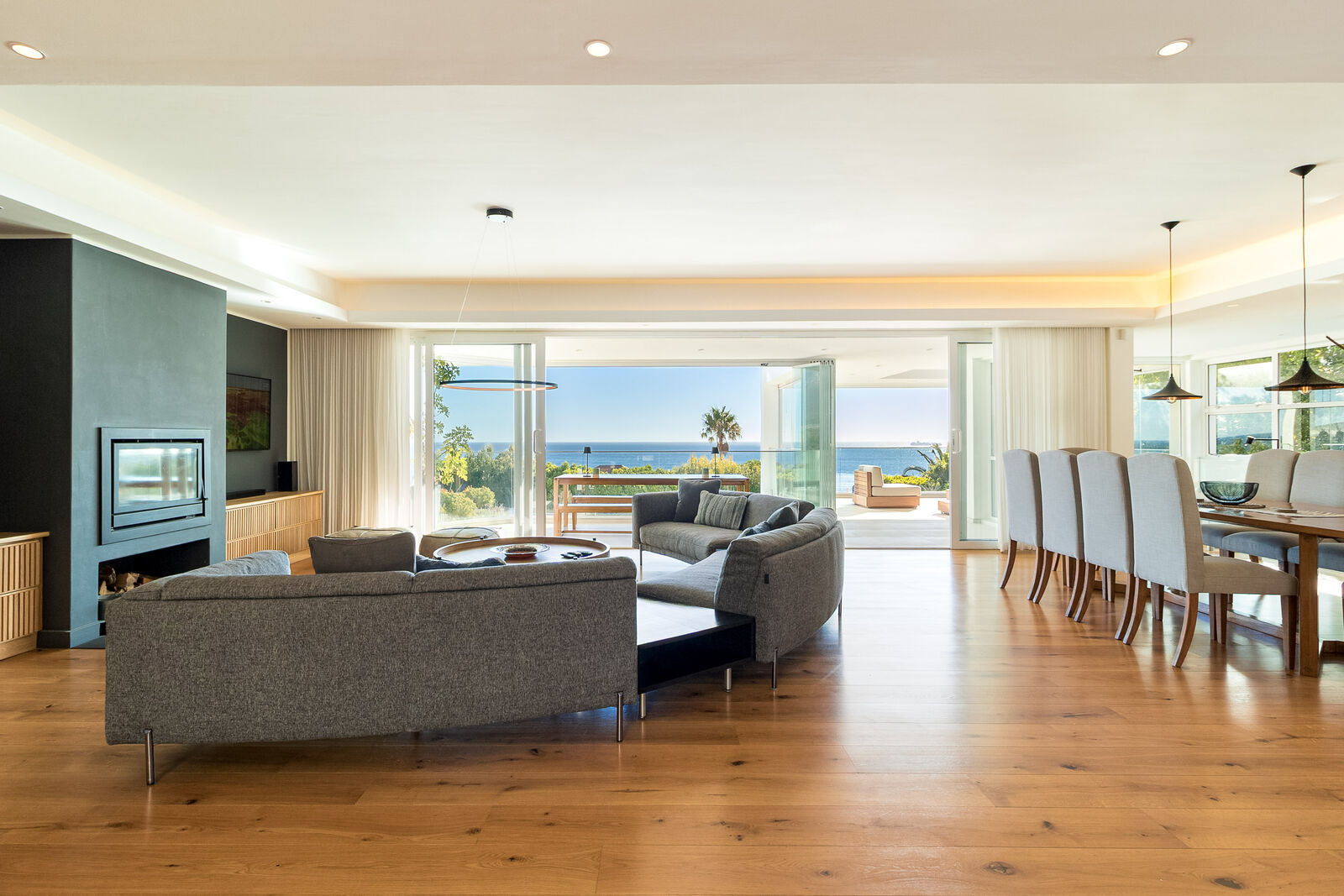 6 Bedroom Self-Catering House in Camps Bay, photo 10