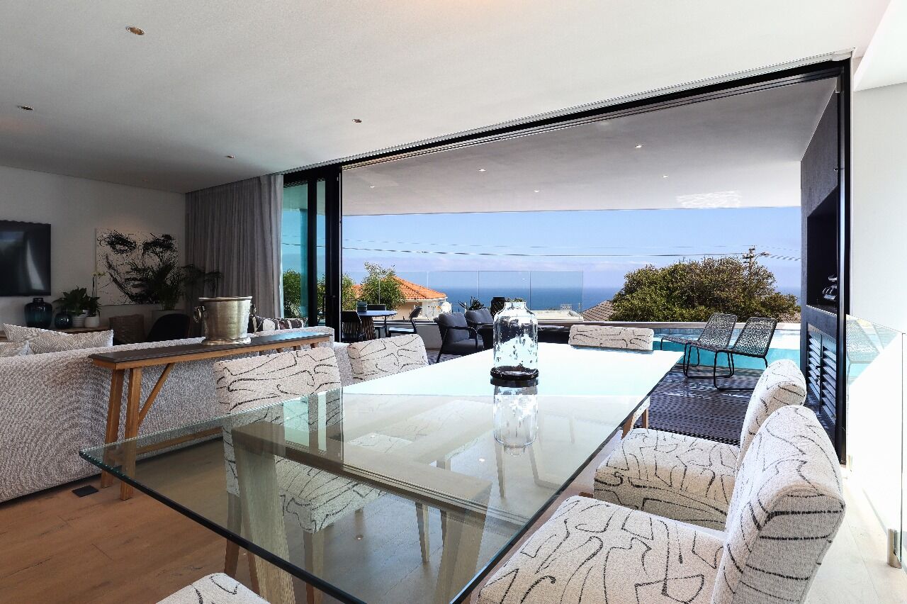 2 Bedroom Self-Catering House in Camps Bay, photo 6