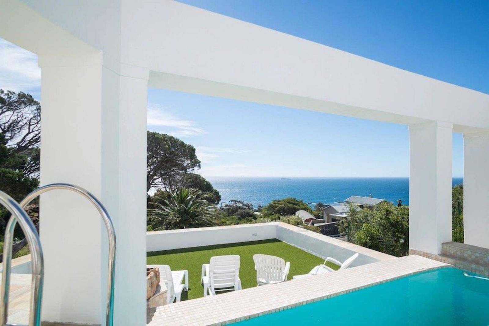4 Bedroom Self-Catering House in Camps Bay, photo 2