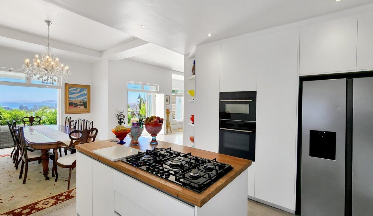 4 Bedroom Self-Catering House in Green Point, photo 3