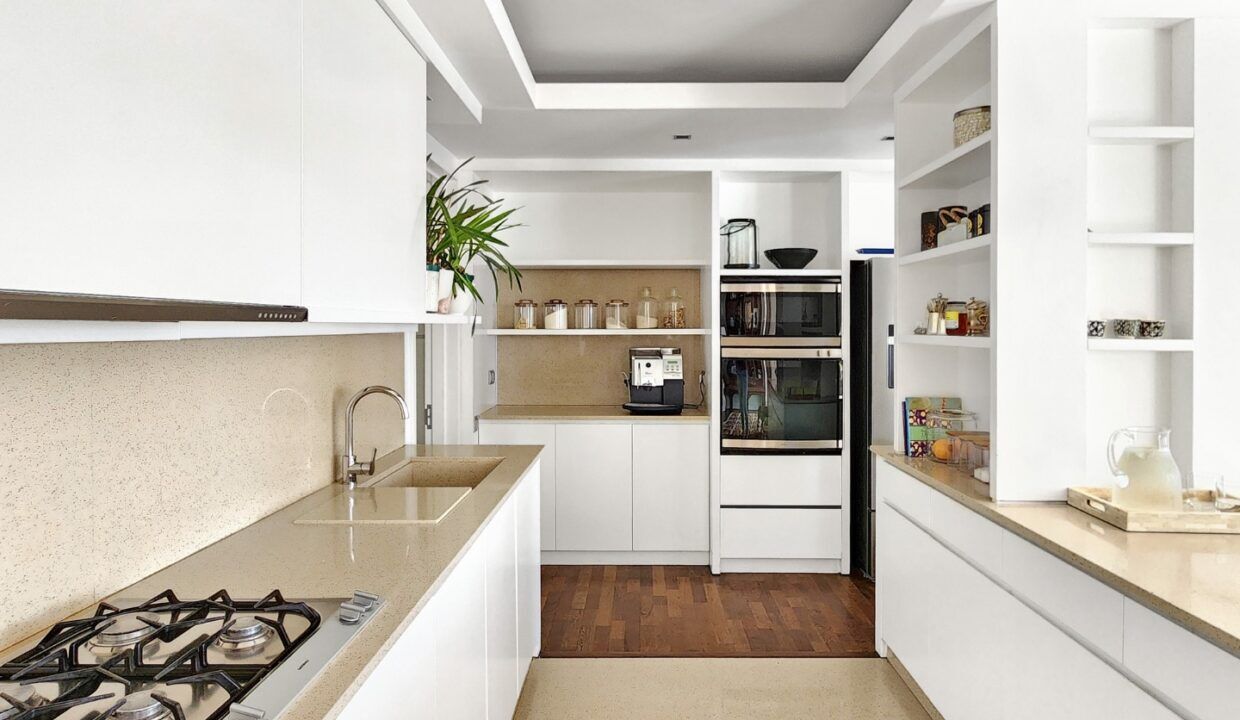 5 Bedroom Self-Catering Villa in Clifton, photo 8