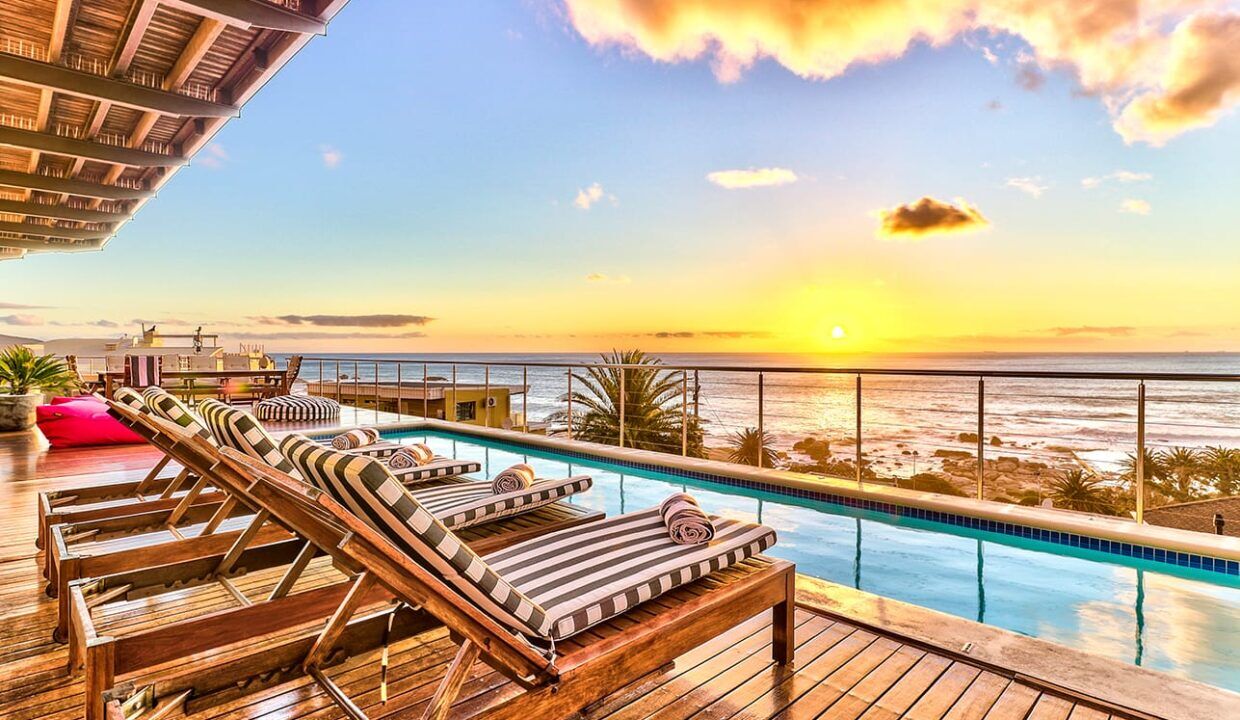 4 Bedroom Self-Catering House in Camps Bay, photo 5