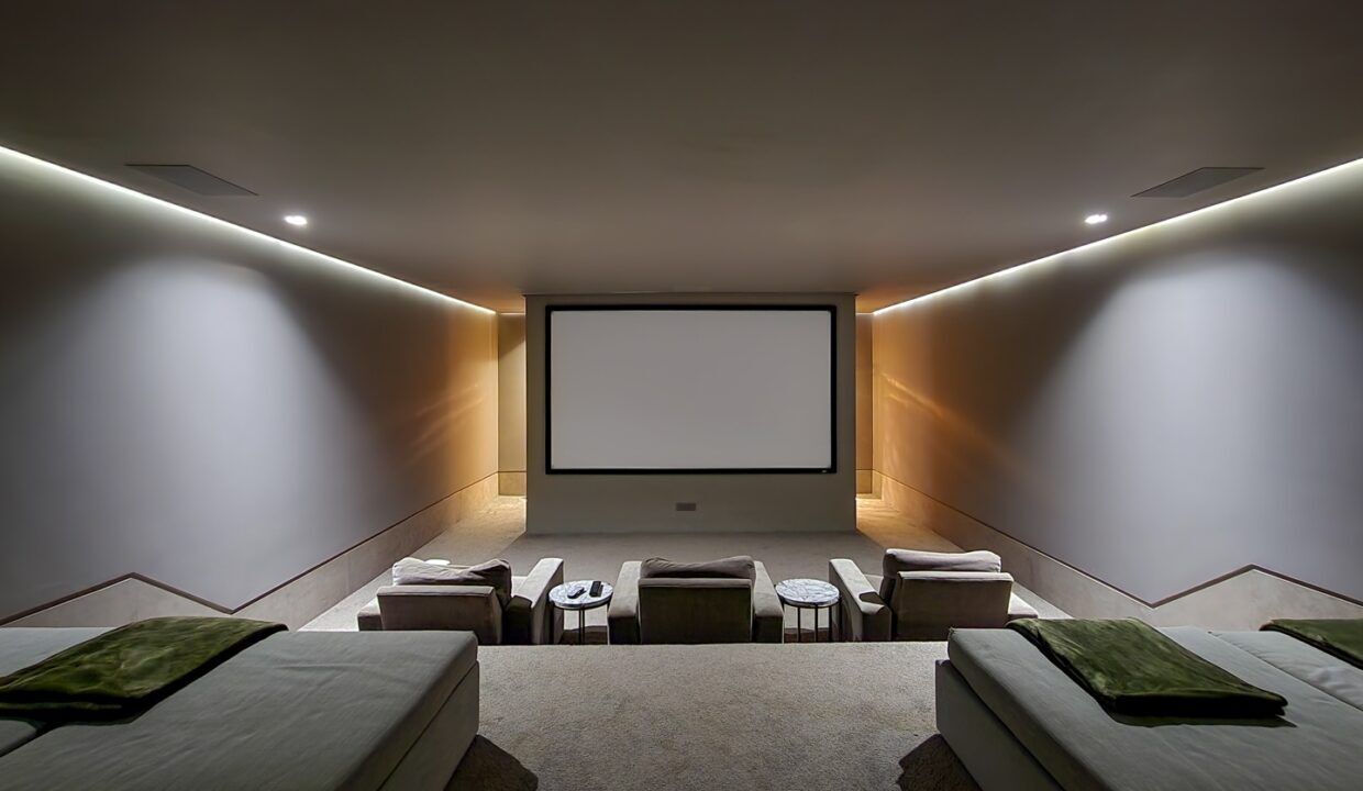 7 Bedroom Self-Catering Villa in Constantia, photo 12