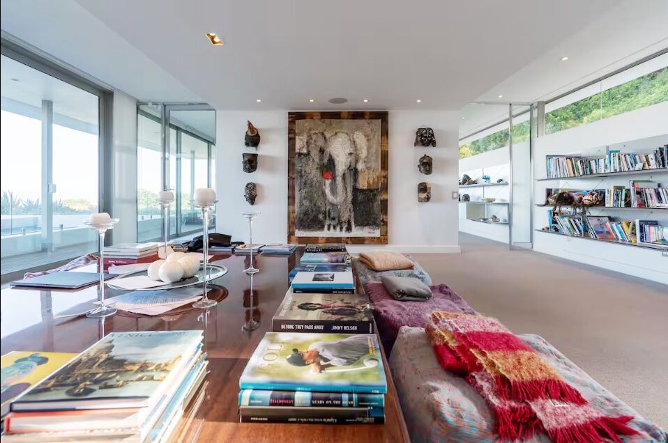 12 Bedroom Self-Catering House in Constantia, photo 9