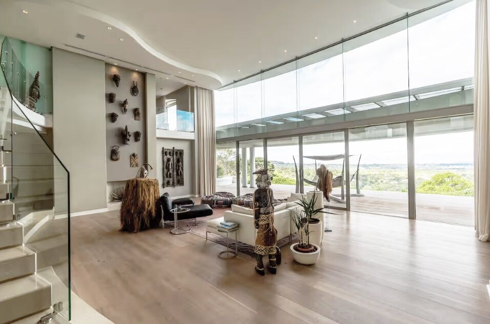 12 Bedroom Self-Catering House in Constantia, photo 10