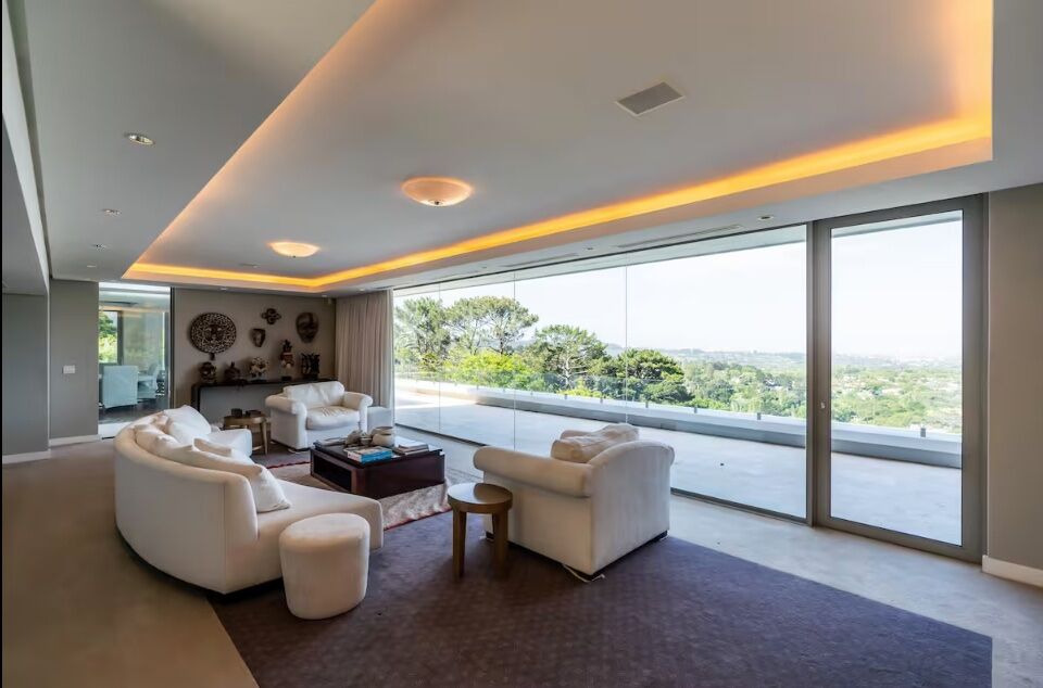 12 Bedroom Self-Catering House in Constantia, photo 11