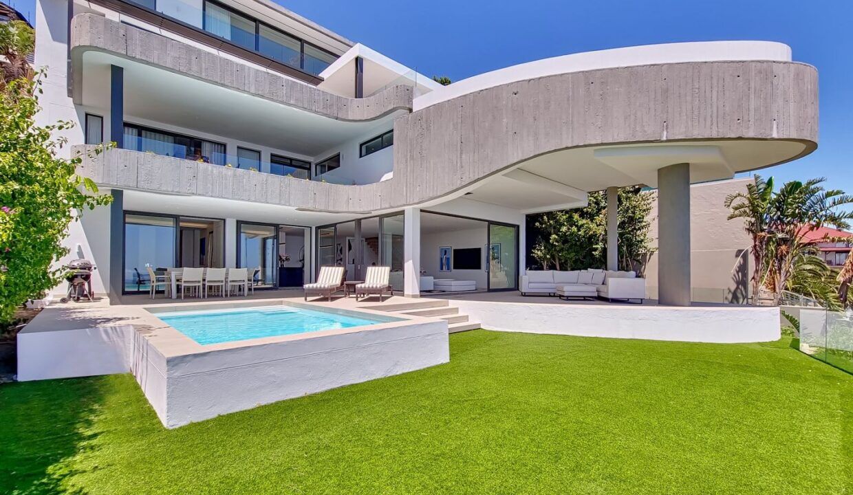 3 Bedroom Self-Catering House in Bantry Bay, photo 2