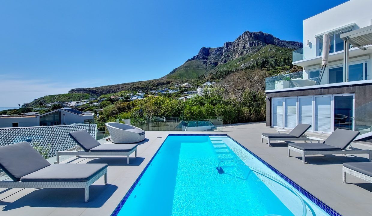 4 Bedroom Self-Catering Villa in Llandudno, photo 7