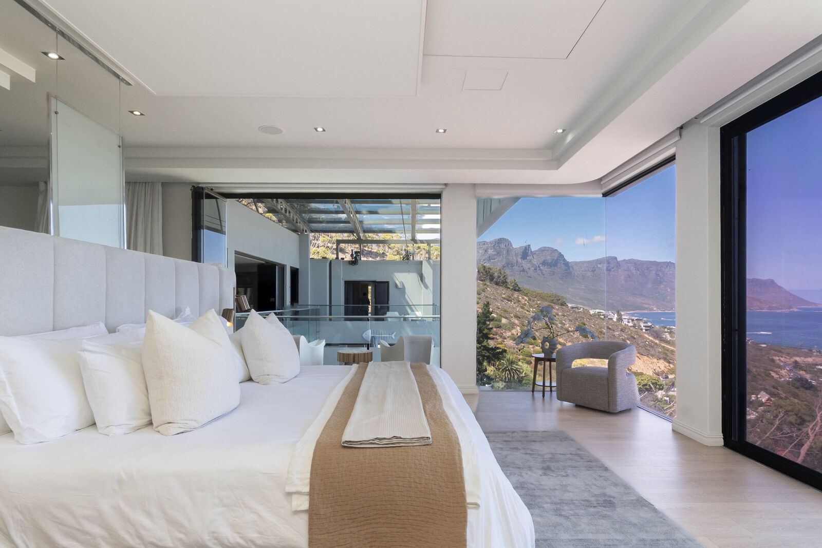 6 Bedroom Self-Catering House in Clifton, photo 7