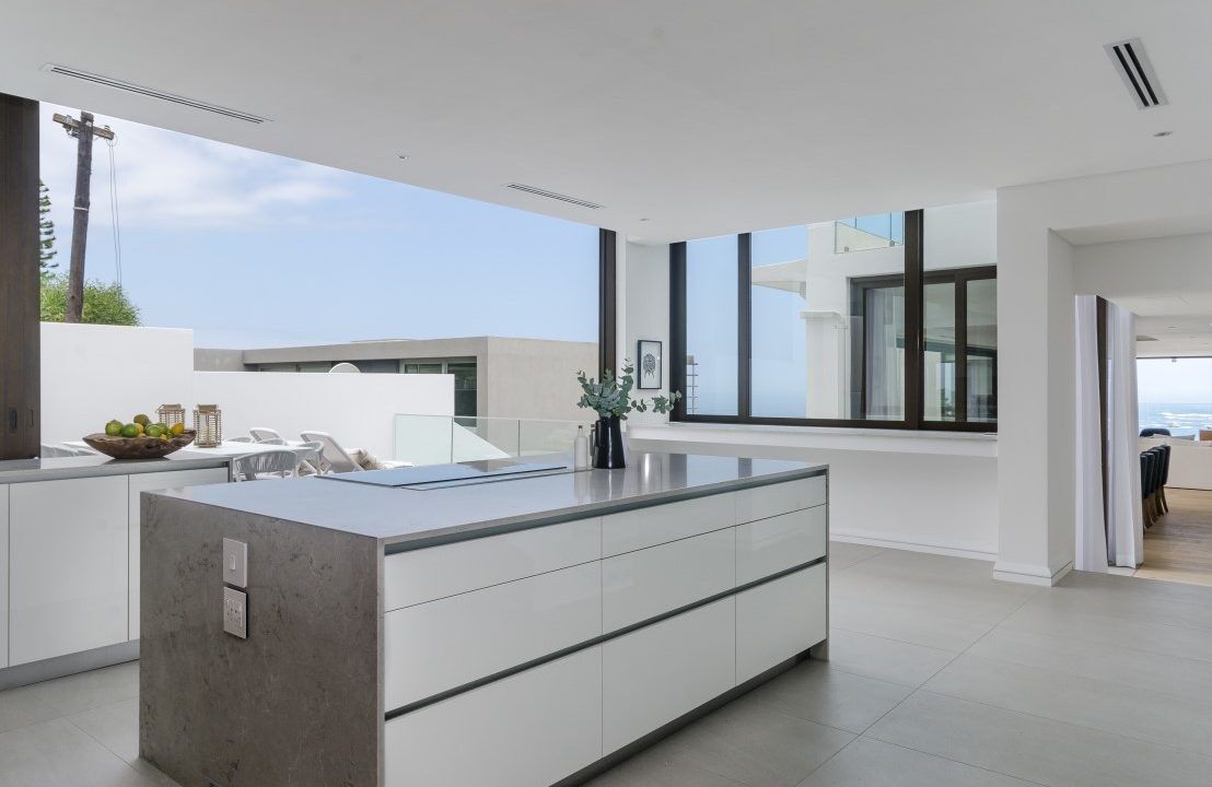 6 Bedroom Self-Catering Villa in Camps Bay, photo 12
