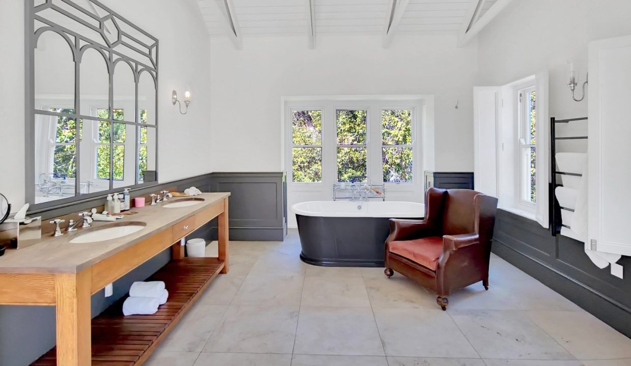 8 Bedroom Self-Catering Villa in Constantia, photo 2