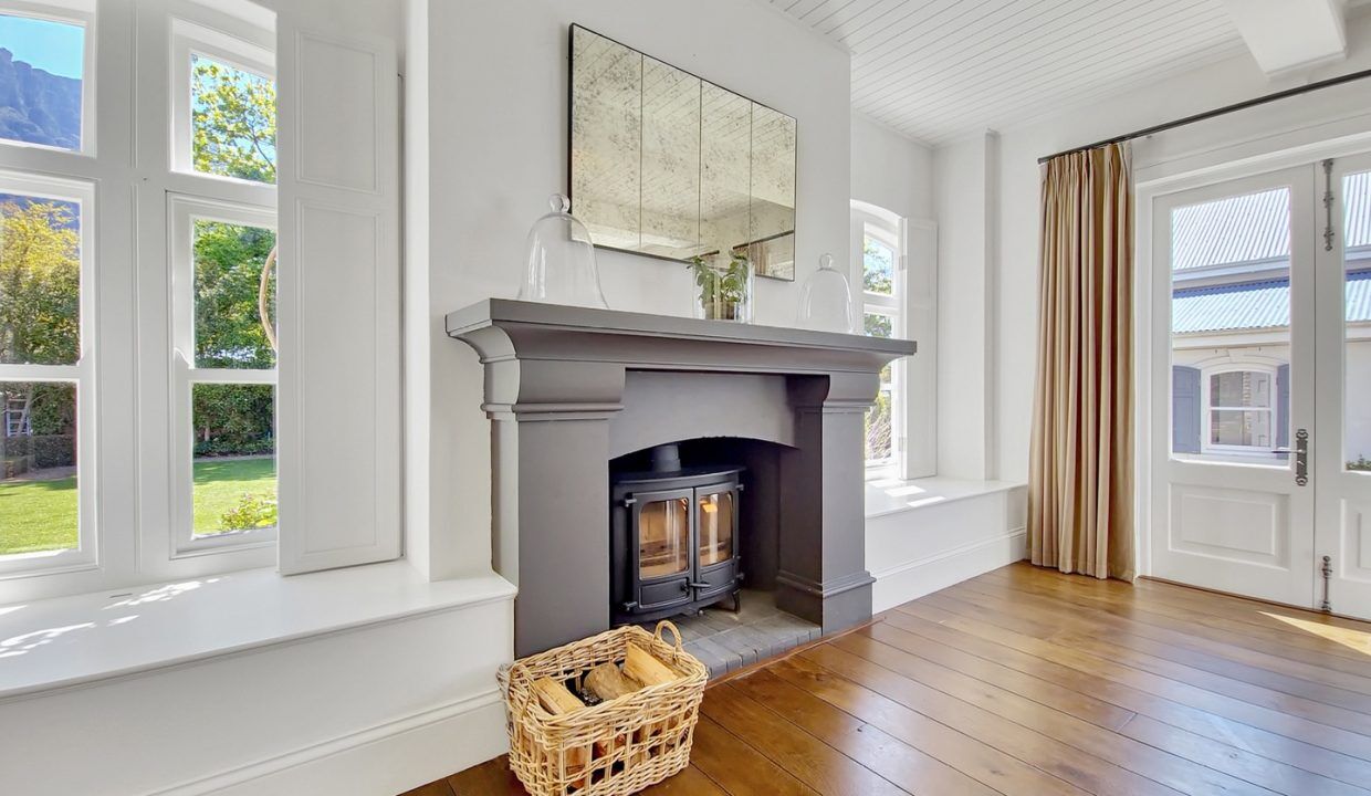 8 Bedroom Self-Catering Villa in Constantia, photo 11