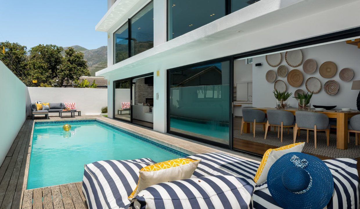 5 Bedroom Self-Catering Villa in Avignon, photo 2