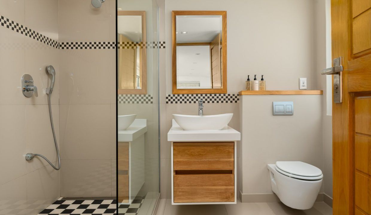 5 Bedroom Self-Catering Villa in Avignon, photo 4