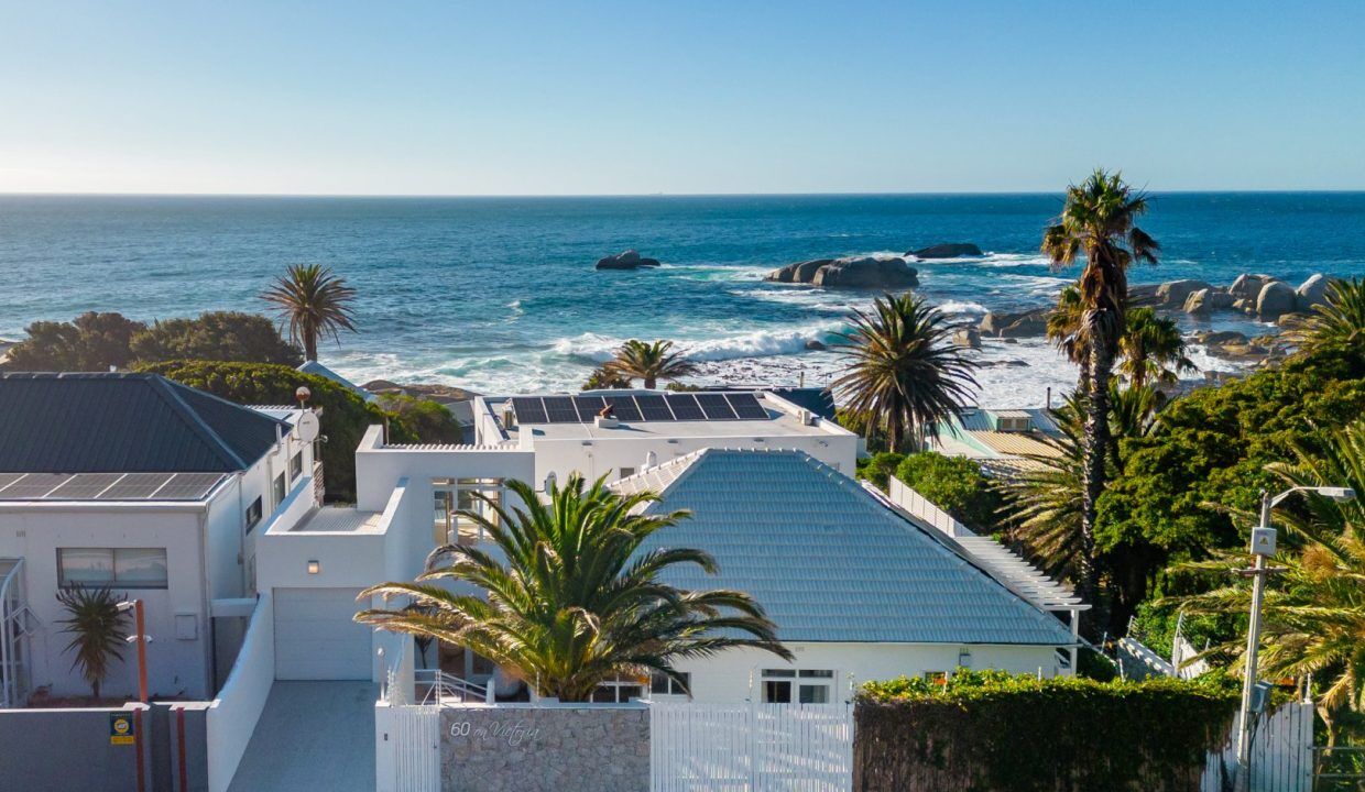 3 Bedroom Self-Catering House in Camps Bay