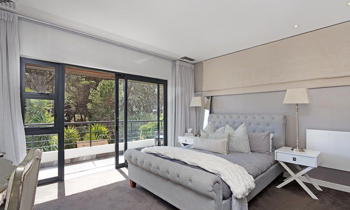 6 Bedroom Self-Catering Townhouse in Camps Bay, photo 5