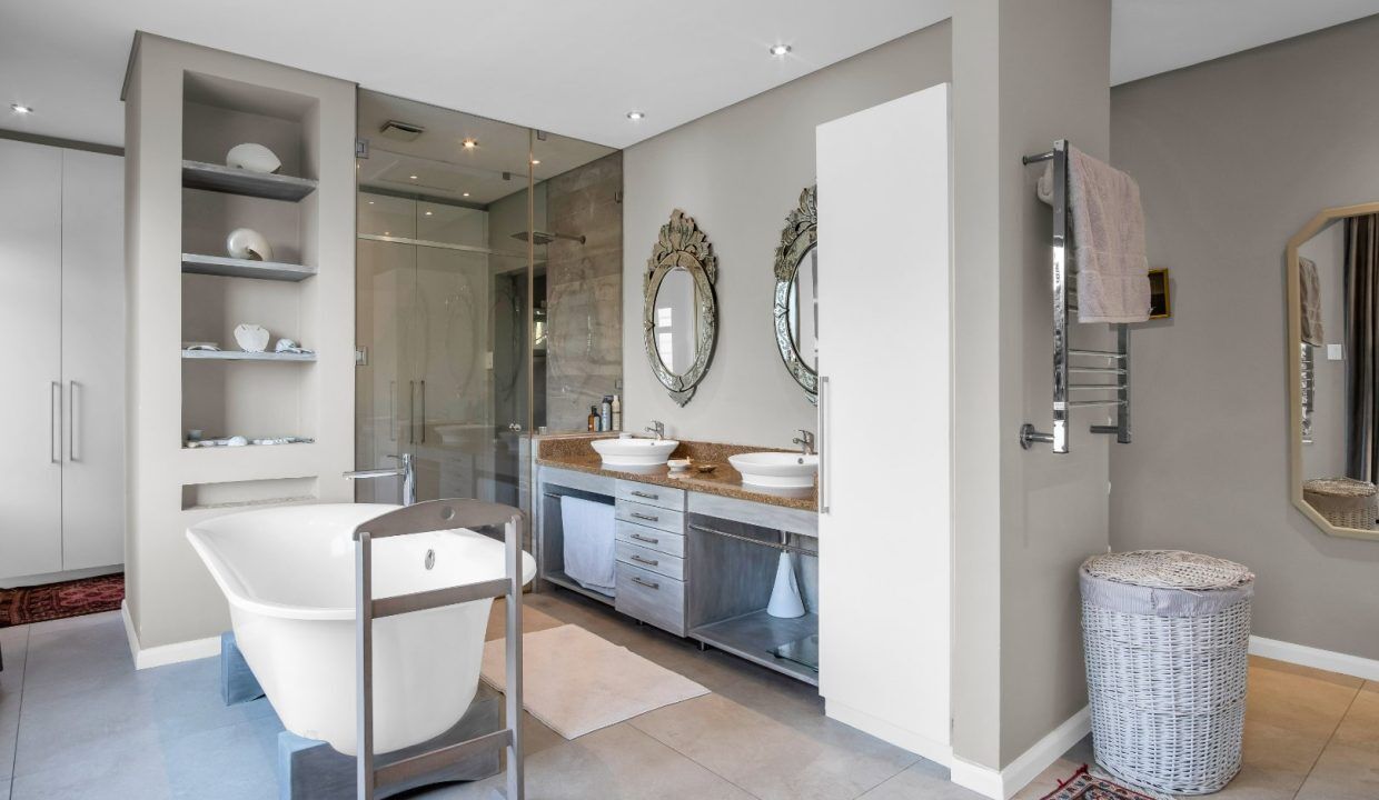 4 Bedroom Self-Catering Villa in Camps Bay, photo 7