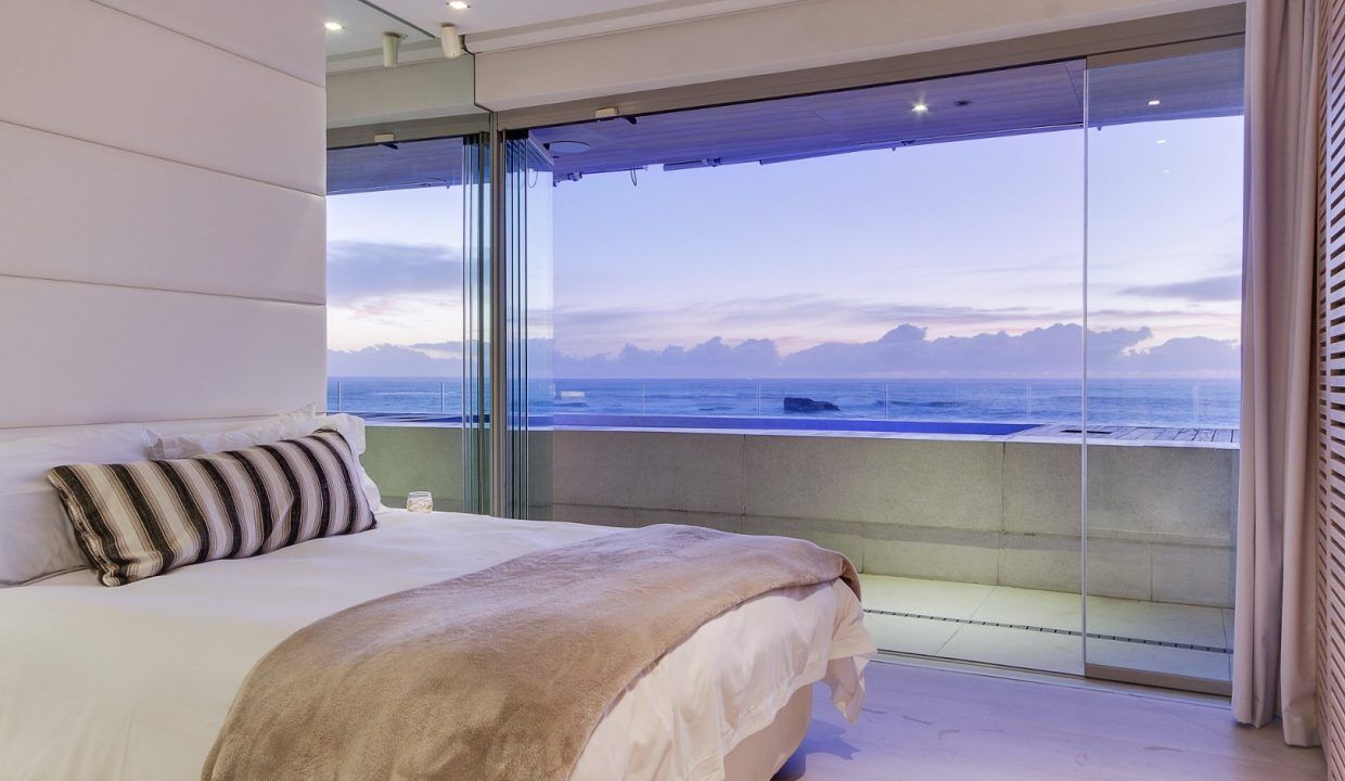 4 Bedroom Self-Catering Villa in Clifton, photo 4