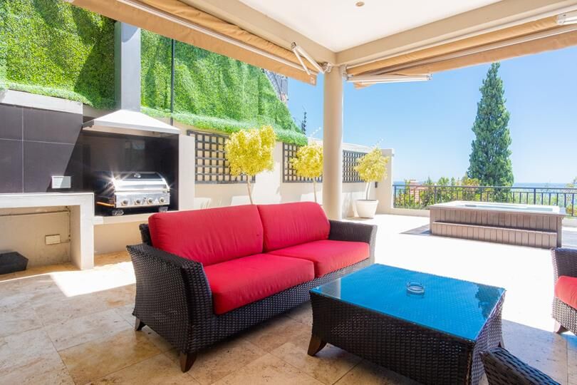 6 Bedroom Self-Catering Villa in Bantry Bay, photo 7