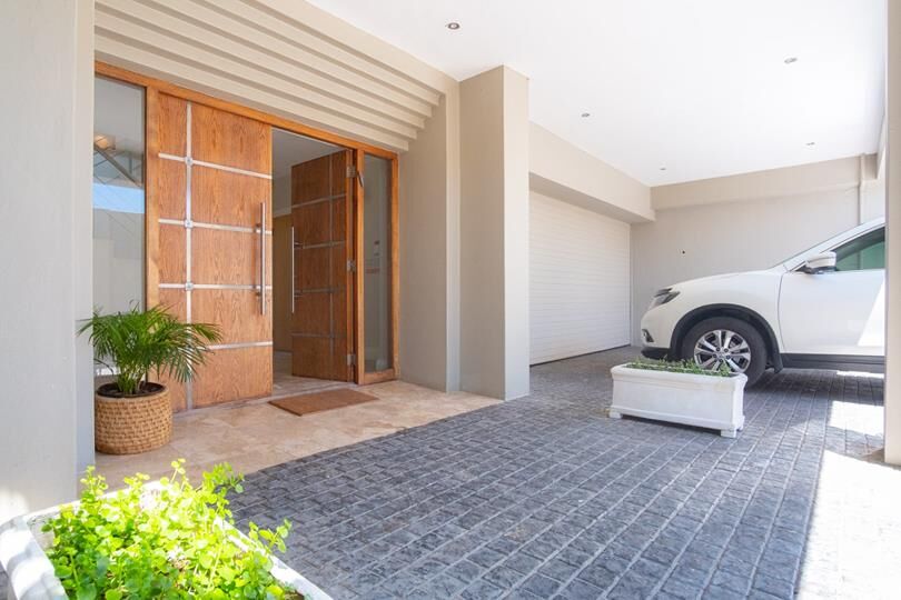 6 Bedroom Self-Catering Villa in Bantry Bay, photo 12