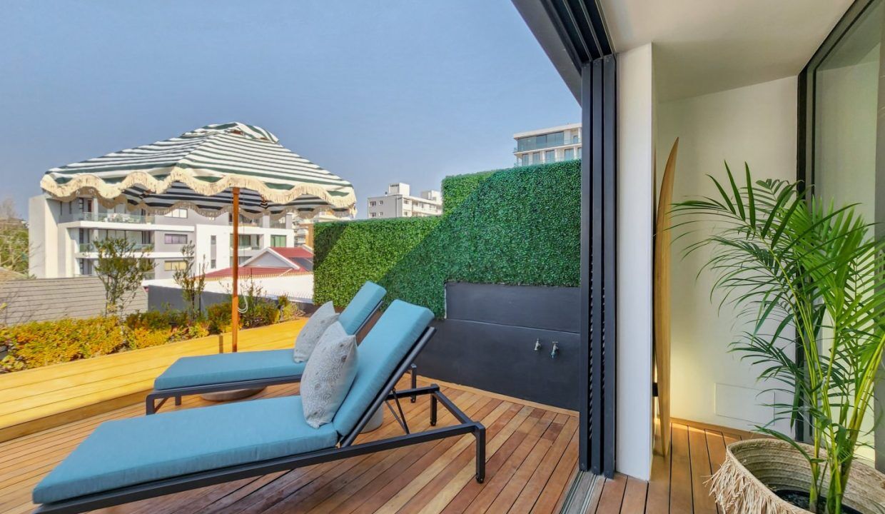 5 Bedroom Self-Catering Villa in Sea Point, photo 4