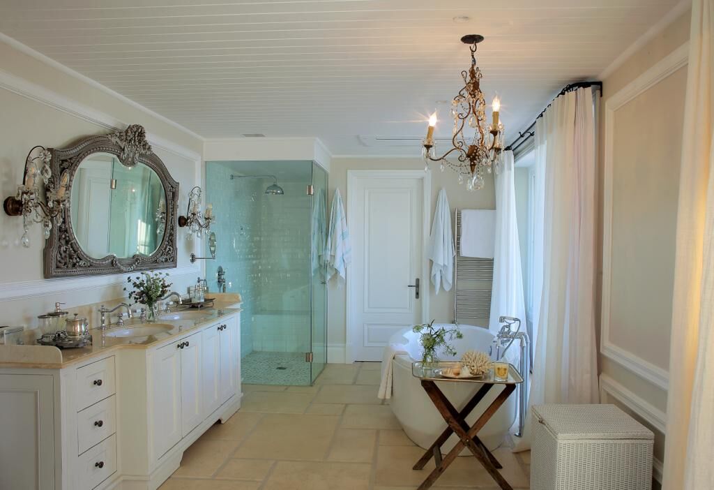 6 Bedroom Self-Catering Villa in Fresnaye, photo 8