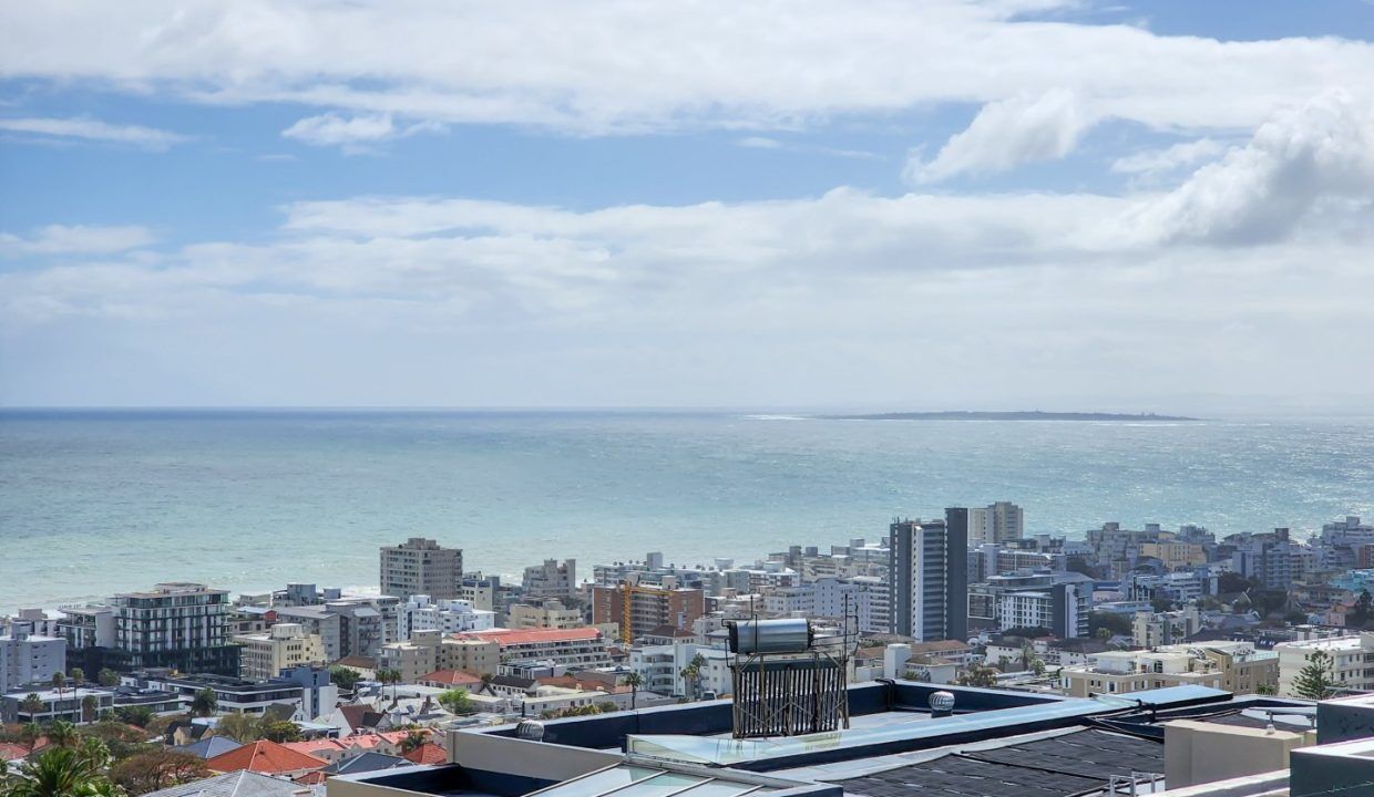 5 Bedroom Self-Catering House in Fresnaye, photo 2