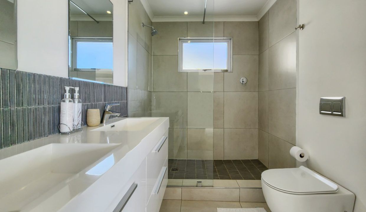 5 Bedroom Self-Catering House in Fresnaye, photo 4