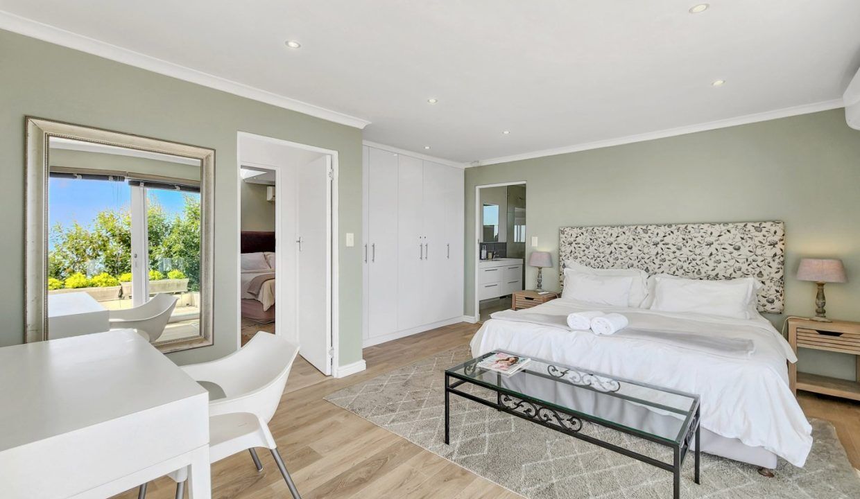 5 Bedroom Self-Catering House in Fresnaye, photo 5