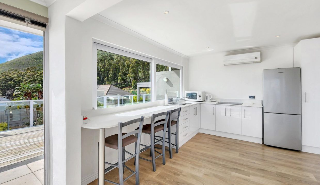 5 Bedroom Self-Catering House in Fresnaye, photo 6