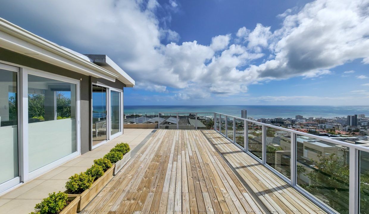 5 Bedroom Self-Catering House in Fresnaye, photo 9