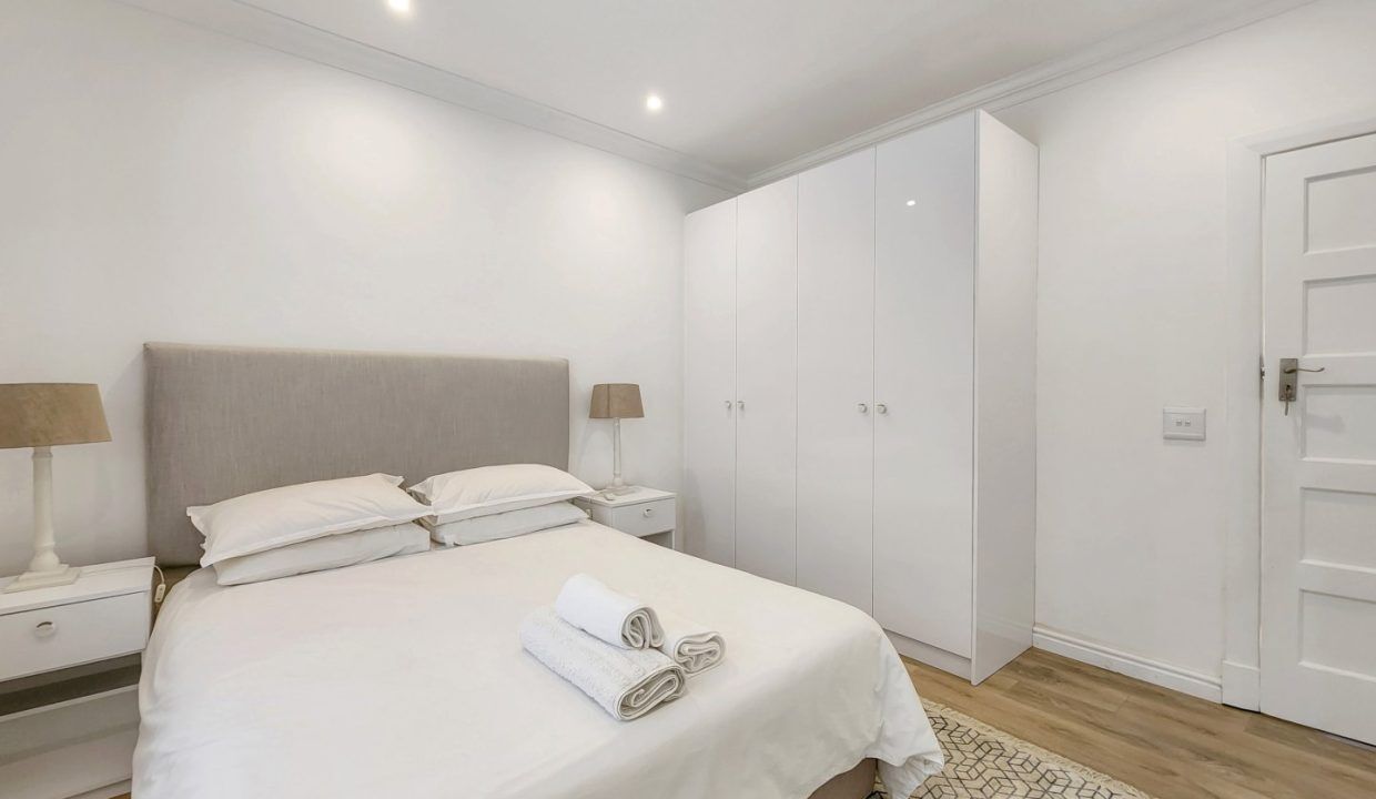 5 Bedroom Self-Catering House in Fresnaye, photo 12