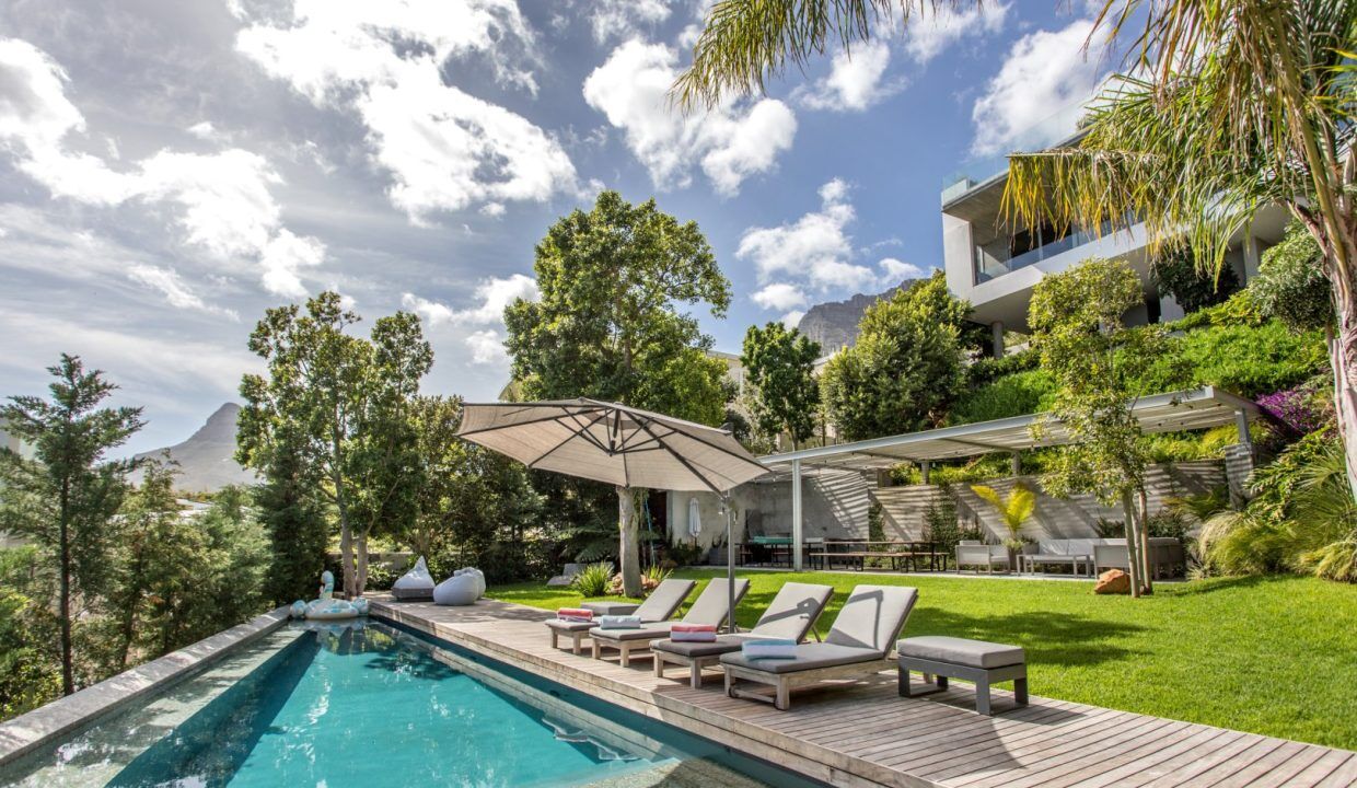 5 Bedroom Self-Catering Villa in Camps Bay