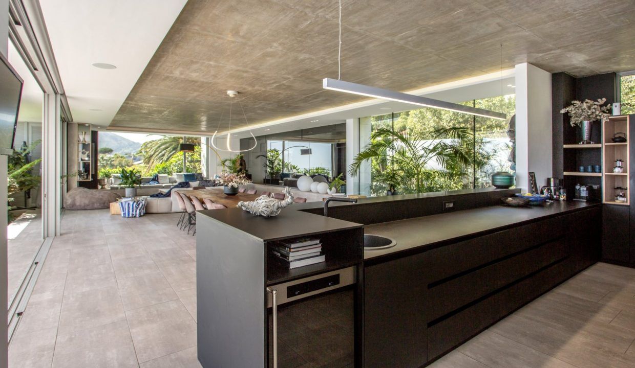 5 Bedroom Self-Catering Villa in Camps Bay, photo 10