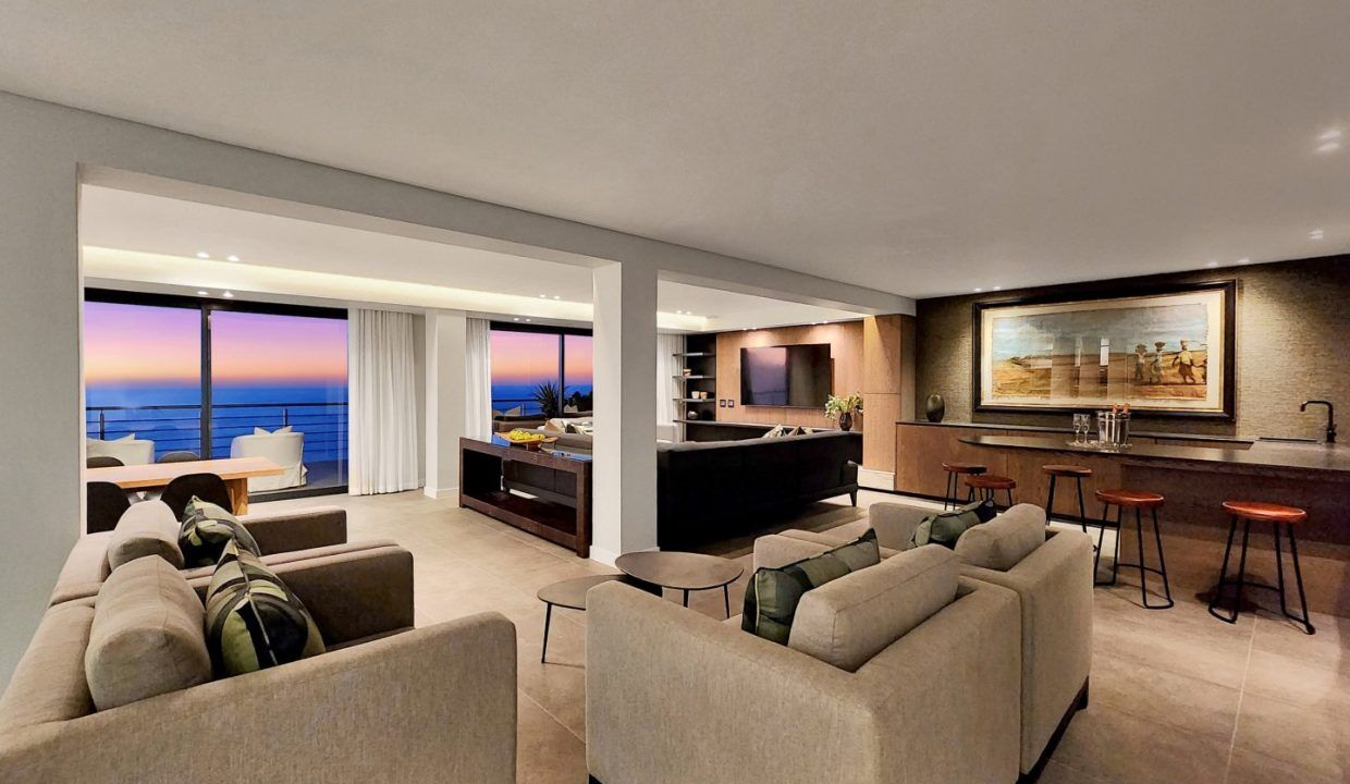 9 Bedroom Self-Catering Villa in Camps Bay, photo 5