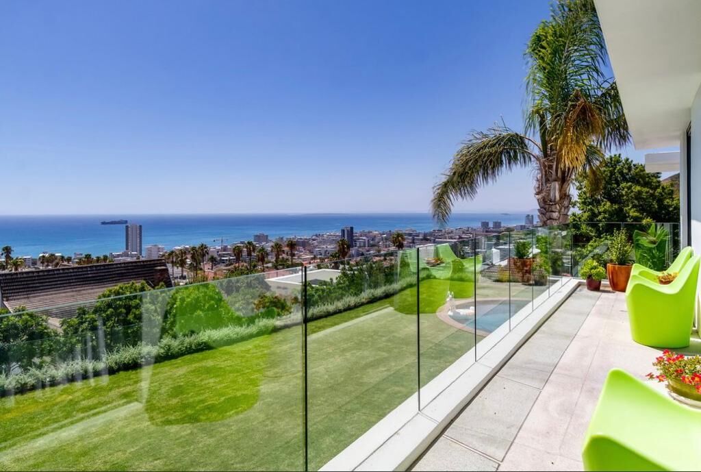 5 Bedroom Self-Catering Villa in Fresnaye, photo 2