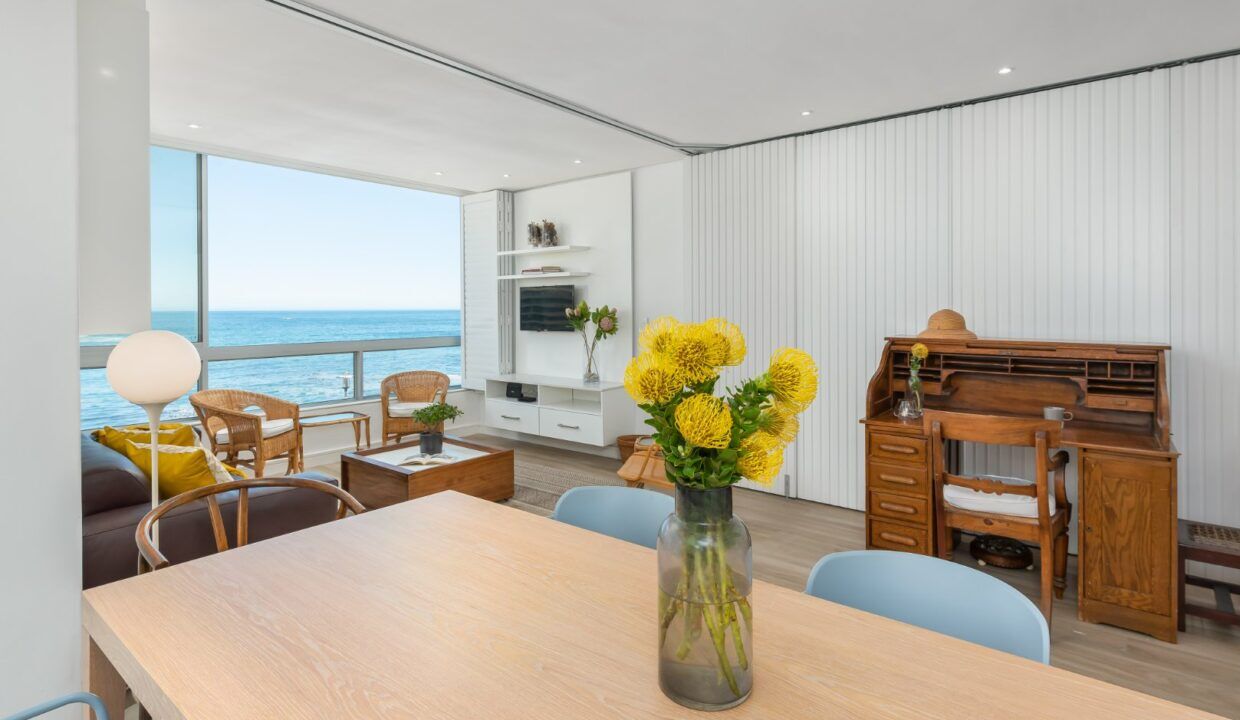 2 Bedroom Self-Catering Apartment in Bantry Bay, photo 2