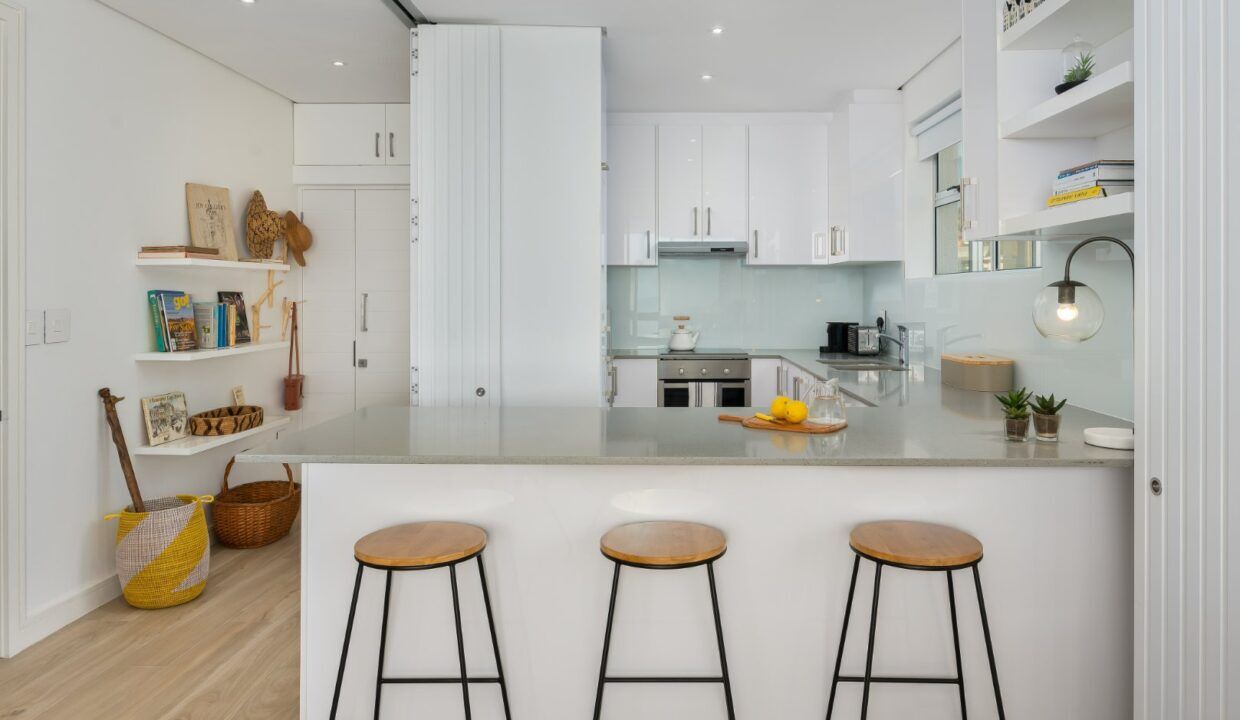 2 Bedroom Self-Catering Apartment in Bantry Bay, photo 3