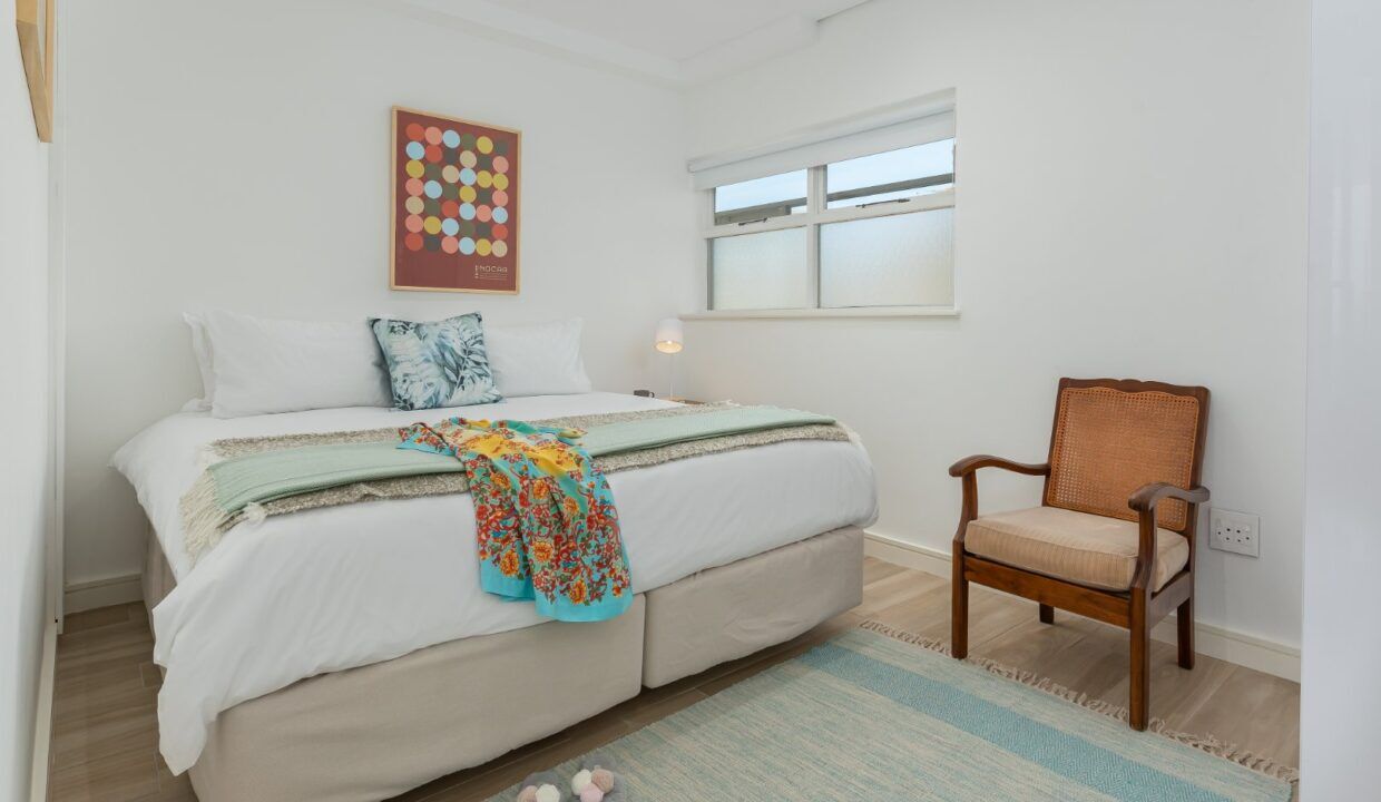 2 Bedroom Self-Catering Apartment in Bantry Bay, photo 7