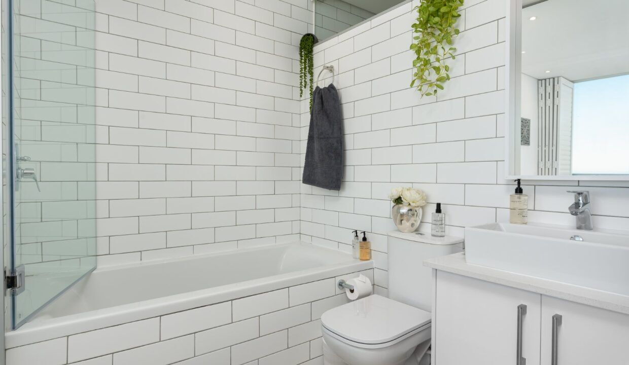 2 Bedroom Self-Catering Apartment in Bantry Bay, photo 8