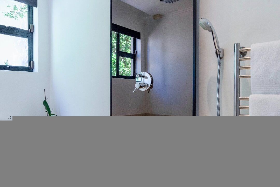 4 Bedroom Self-Catering Apartment in Camps Bay, photo 11