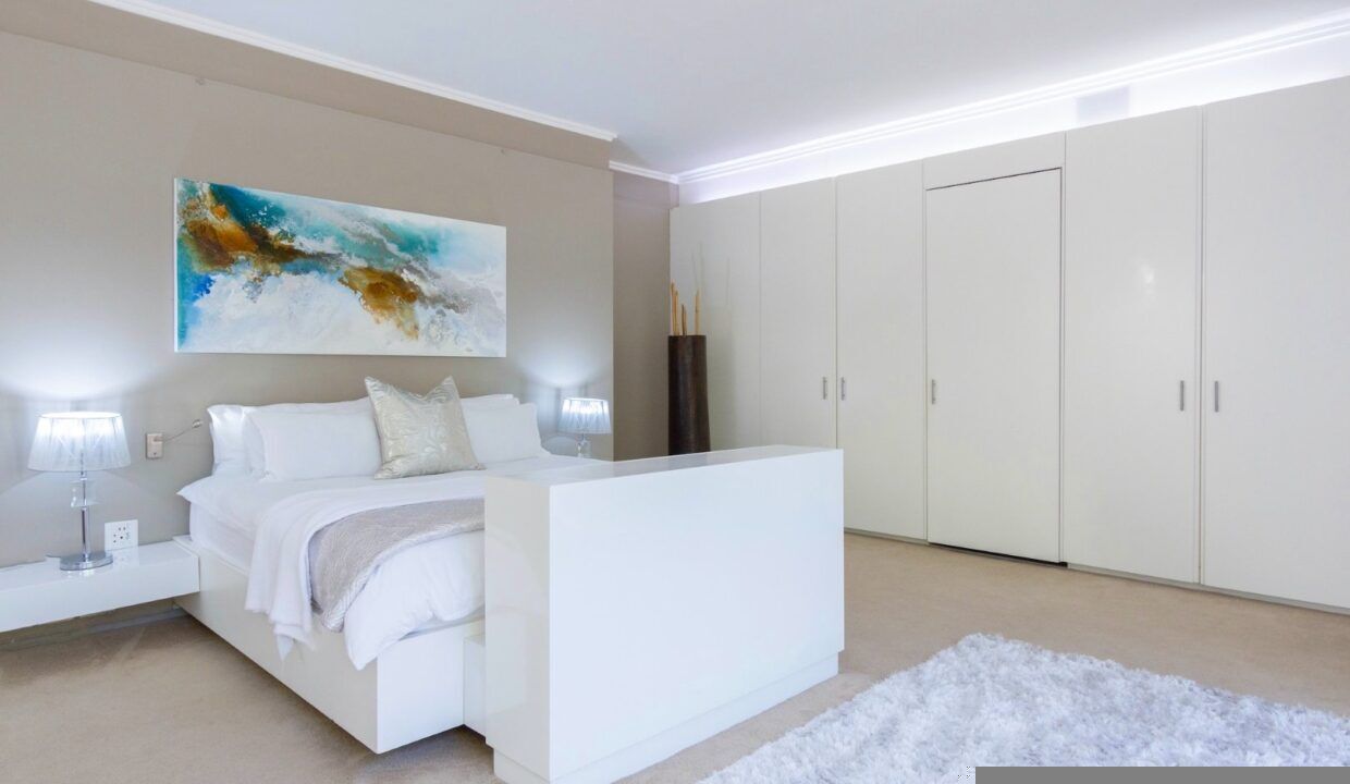 4 Bedroom Self-Catering Apartment in Camps Bay, photo 12