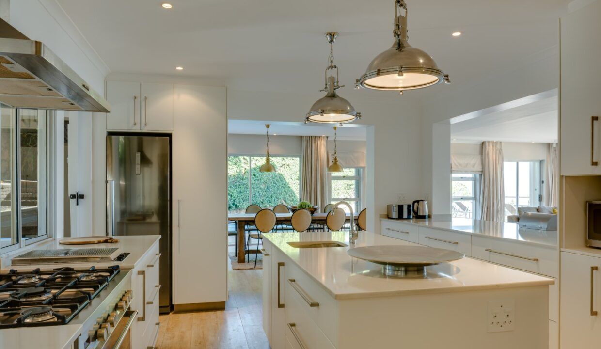 6 Bedroom Self-Catering Villa in Camps Bay, photo 3
