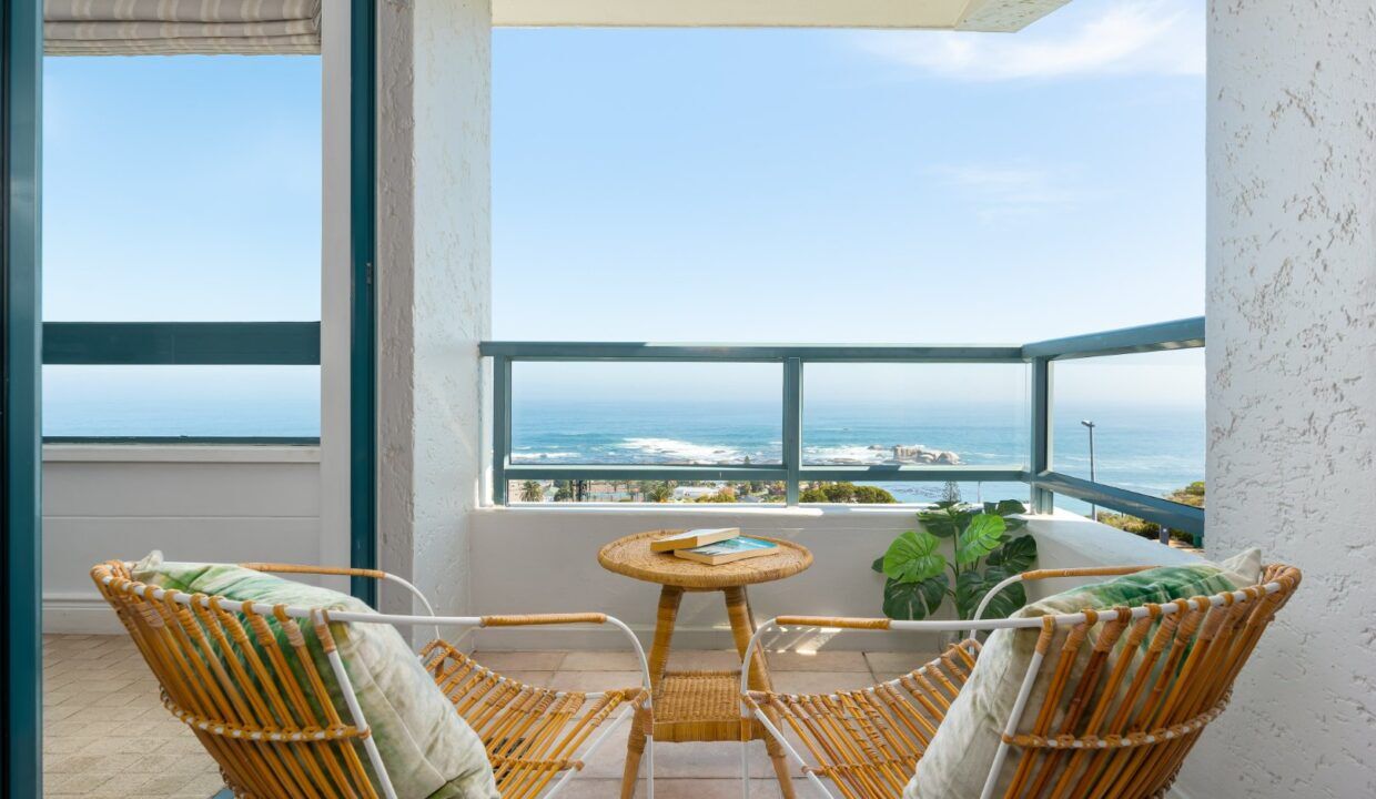 3 Bedroom Self-Catering Apartment in Camps Bay, photo 8